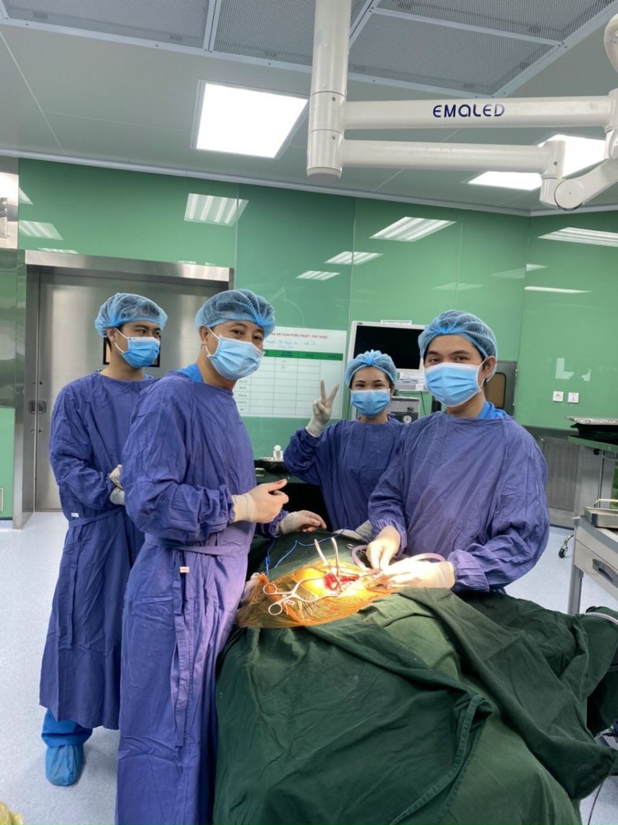 miếng dán phẫu thuật vô trùng opsite